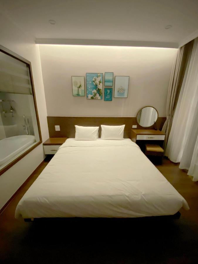 Moonlight Hotel Ha Long Buitenkant foto