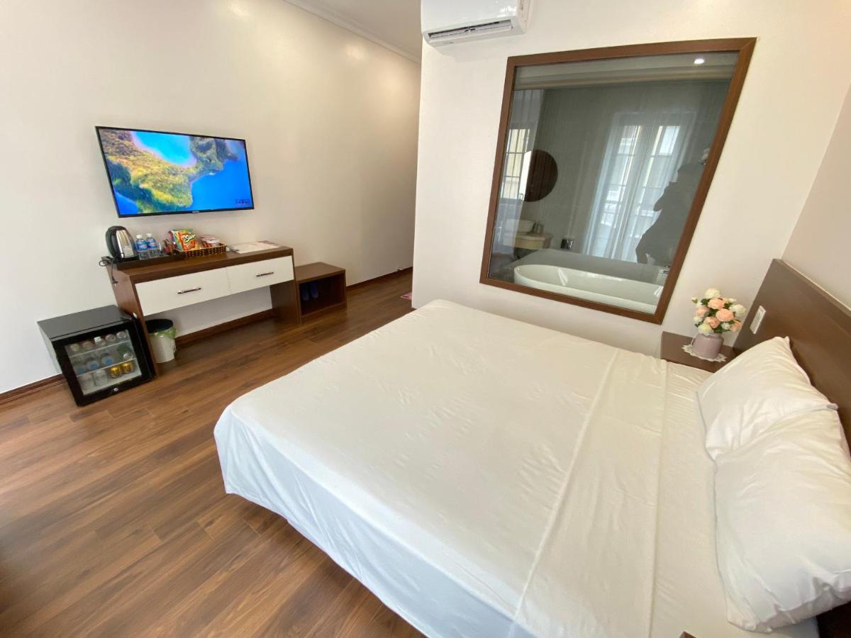 Moonlight Hotel Ha Long Buitenkant foto